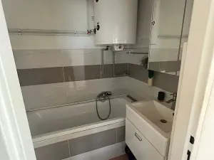 Pronájem bytu 3+1, Katusice, Polní, 90 m2