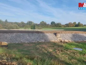 Prodej rybníku, Předhradí, 3750 m2