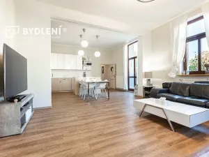 Prodej bytu 2+1, Teplice, Masarykova třída, 96 m2