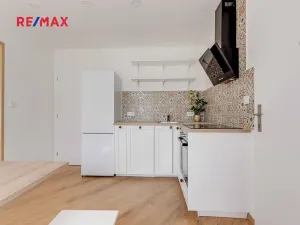 Prodej rodinného domu, Praha - Malešice, Bakalářská, 320 m2