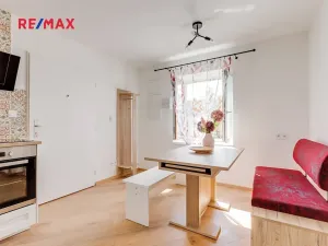 Prodej rodinného domu, Praha - Malešice, Bakalářská, 320 m2