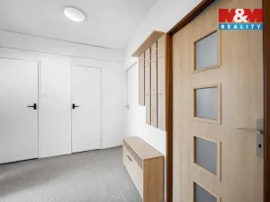 Prodej bytu 3+1, Louny, U Stadionu, 68 m2