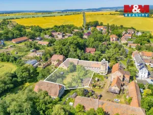 Prodej činžovního domu, Podbořany - Pšov, 1000 m2