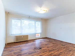 Pronájem bytu 1+kk, Brno, Irkutská, 33 m2