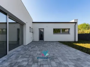 Prodej rodinného domu, Dubí, V Aleji, 206 m2