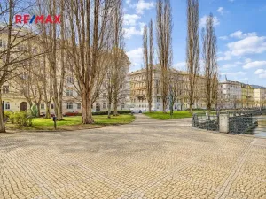Prodej bytu 3+1, Praha - Smíchov, Janáčkovo nábřeží, 115 m2