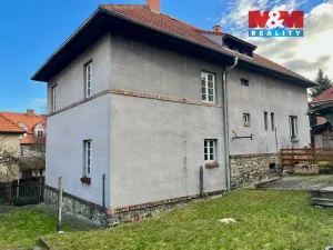 Pronájem bytu 2+1, Louny, Nerudova, 55 m2