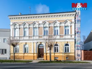 Prodej bytu 2+1, Holešov, nám. Svobody, 60 m2