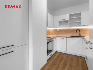 Pronájem bytu 2+kk, Plzeň, Slovanská, 56 m2