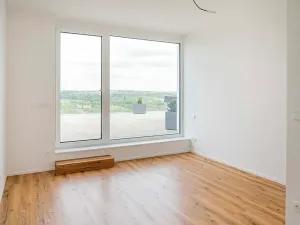 Prodej bytu 3+kk, Znojmo, Jarošova, 82 m2