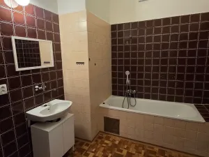 Pronájem bytu 2+1, Hradec Králové, Pospíšilova, 76 m2