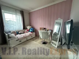 Prodej rodinného domu, Veleň, 176 m2