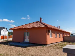 Pronájem rodinného domu, Káraný, Okružní, 110 m2
