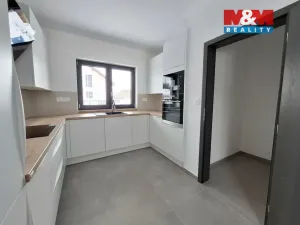 Pronájem rodinného domu, Hroznětín, Luční, 107 m2