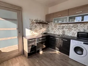 Pronájem bytu 2+kk, Jablonec nad Nisou, Sadová, 36 m2