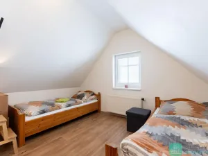 Prodej rodinného domu, Loučná pod Klínovcem, 183 m2