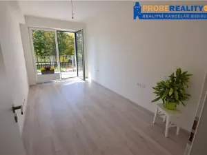 Pronájem bytu 2+kk, Beroun, Na Parkáně, 66 m2