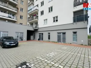 Pronájem kanceláře, Klecany, V Honech, 179 m2