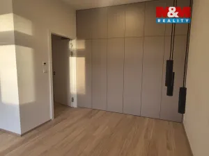 Pronájem bytu 2+kk, Praha - Bubeneč, Podbabská, 64 m2