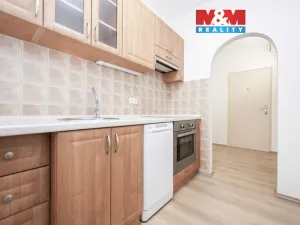 Pronájem bytu 2+1, Olomouc, Varšavské nám., 46 m2