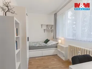 Prodej bytu 4+1, Klatovy - Klatovy III, Pod Hůrkou, 81 m2