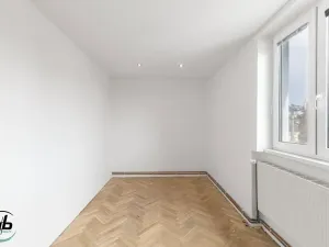 Prodej bytu 3+1, Bílovec, Radotínská, 57 m2