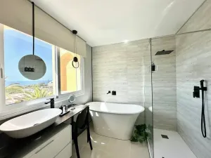 Prodej bytu 2+kk, Los Cristianos, Španělsko, 70 m2