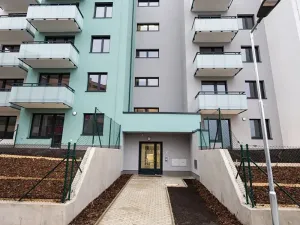 Pronájem bytu 2+kk, Praha - Strašnice, Strančická, 45 m2