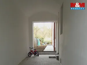 Prodej činžovního domu, Žleby, Zámecké náměstí, 228 m2