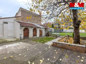 Prodej činžovního domu, Louny, Karlova, 193 m2