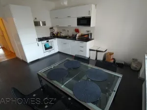 Pronájem bytu 3+kk, Praha - Žižkov, Biskupcova, 78 m2