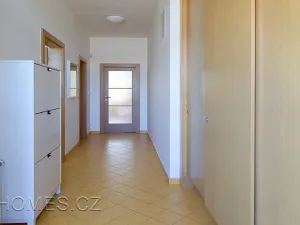 Pronájem bytu 2+kk, Praha - Libeň, Českomoravská, 58 m2