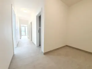 Pronájem bytu 2+kk, Praha - Karlín, Za Karlínským přístavem, 76 m2