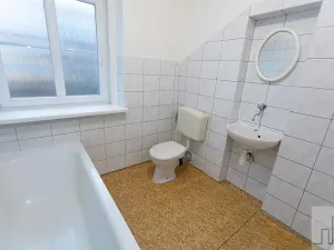 Prodej bytu 4+1, Litvínov, Jedličkova, 91 m2