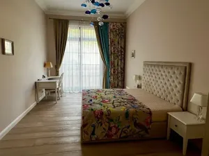 Prodej bytu 3+kk, Karlovy Vary, Divadelní náměstí, 147 m2