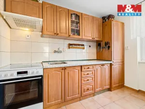 Prodej bytu 4+1, Bezno, Zahradní, 74 m2