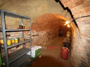 Prodej vinného sklepa, Šatov, 41 m2