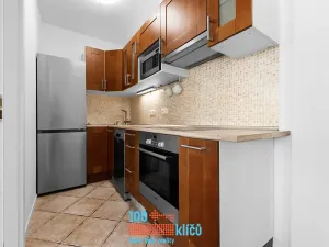 Pronájem bytu 2+kk, Praha - Stodůlky, Husníkova, 43 m2