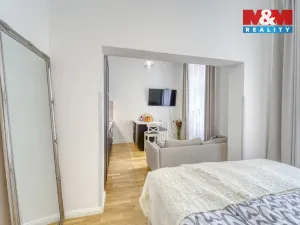 Prodej bytu 1+kk, Praha - Vinohrady, Římská, 35 m2