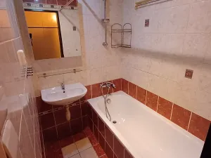 Prodej bytu 2+kk, Praha, Novodvorská, 41 m2