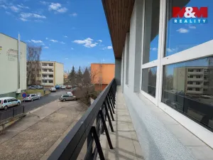 Pronájem obchodního prostoru, Louny, Školní, 74 m2