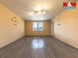 Prodej rodinného domu, Neratovice - Mlékojedy, Hlavní, 144 m2