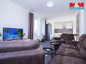 Prodej bytu 3+kk, Bečváry, 72 m2