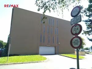 Pronájem garáže, Praha - Prosek, Lovosická, 17 m2