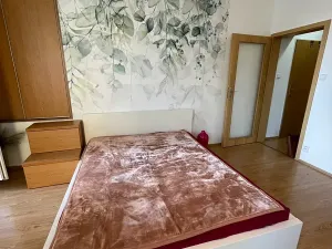 Prodej bytu 1+1, Praha, U plynárny, 37 m2