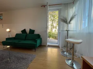 Prodej bytu 1+1, Praha, U plynárny, 37 m2