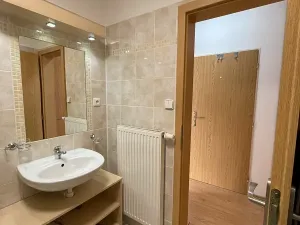 Prodej bytu 1+1, Praha, U plynárny, 37 m2