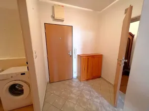 Pronájem bytu 2+kk, Praha - Vysočany, Poděbradská, 51 m2