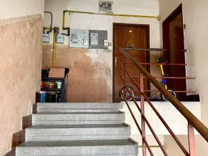 Prodej podílu vícegeneračního domu, Praha - Břevnov, Šlikova, 775 m2