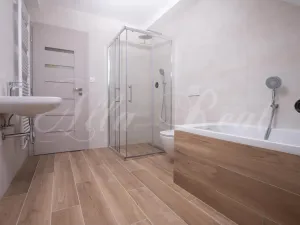 Prodej bytu 4+kk, Ostopovice, B. Němcové, 170 m2